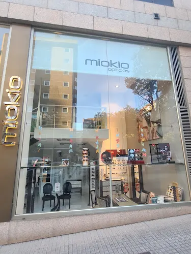 Miokio - A Coruna