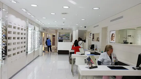 Òptica & Audiologia Universitària