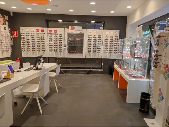 VISTAOPTICA - Badalona