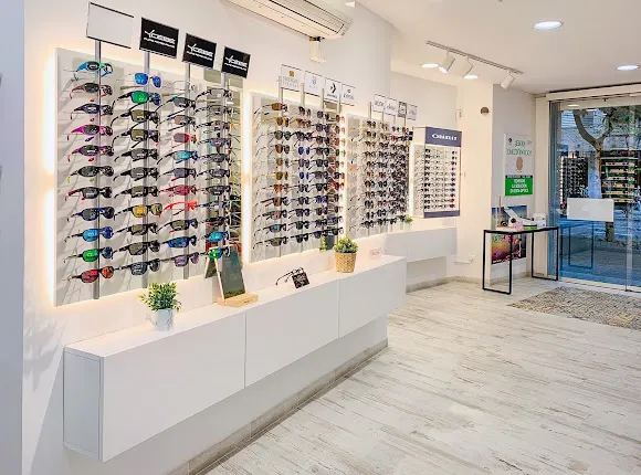 Óptica ONEOPTIC Sabadell 1 (optometría, gafas y lentillas)