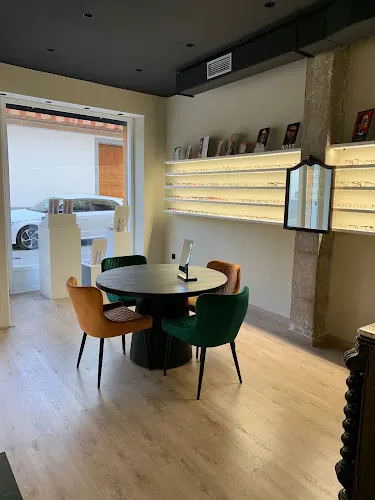 OPTICAS LOZANO TURIS - Turis