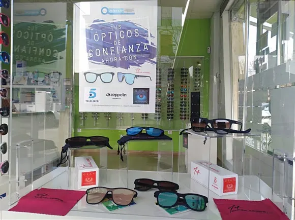 OPTICA REYES Varilux especialista Cecop Lucena