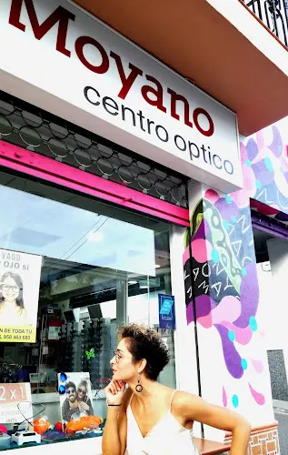Centro Óptico Moyano - Illora