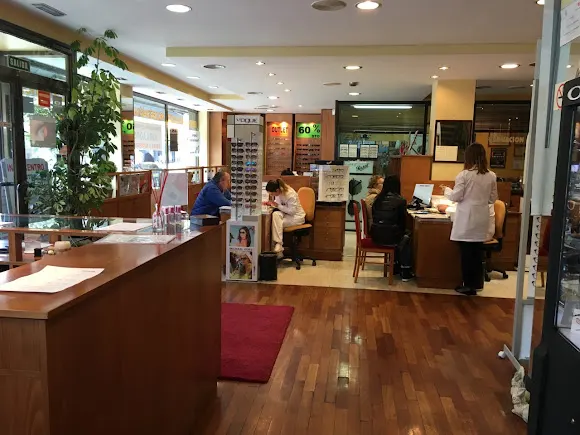 Audífonos Majadahonda INTERCENTRO. Óptica: Gafas y Progresivos.