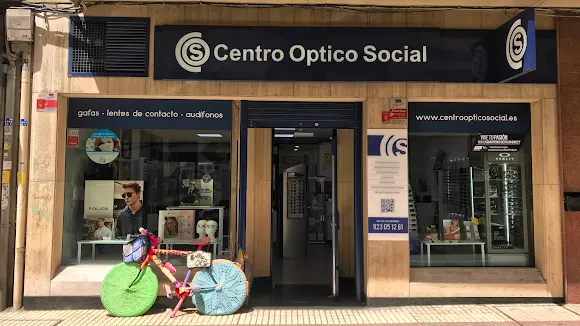 Centro Óptico Social / Óptica , Audífonos , Lentes de contacto - Óptica en Salamanca