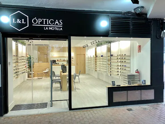 L&L Ópticas La Motilla
